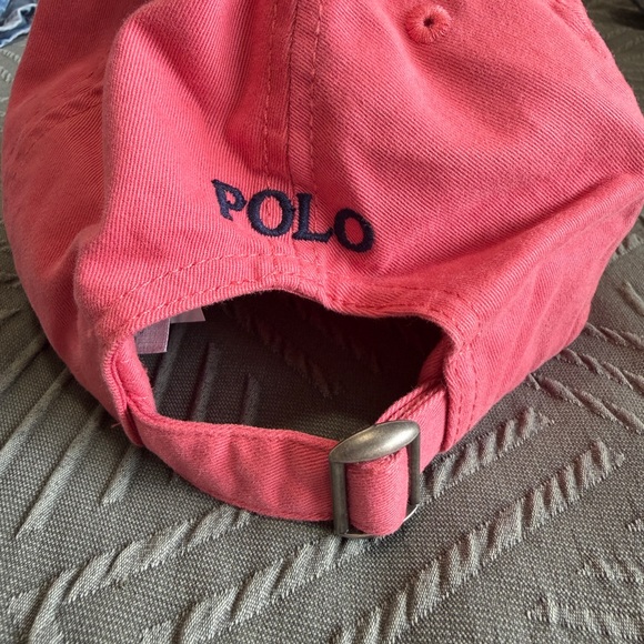 Ralph Lauren Coral Cap with Navy Logo - Picture 2 of 3